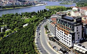 Moevenpick Istanbul Hotel Golden Horn